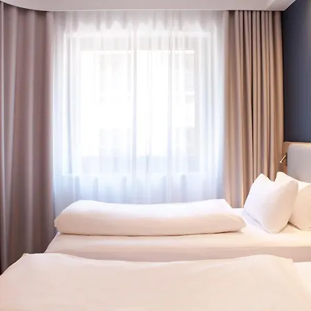 Holiday Inn Express & Suites - Basel - Allschwil By Ihg-3